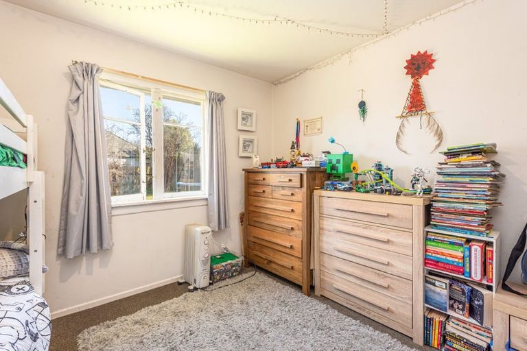 Photo of property in 12 Tavendale Place, St Albans, Christchurch, 8052