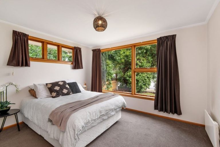 Photo of property in 14 Yardley Street, Avonhead, Christchurch, 8042