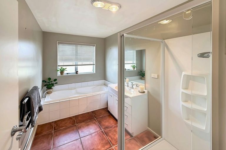 Photo of property in 17 Tarbottons Road, Tinwald, Ashburton, 7700