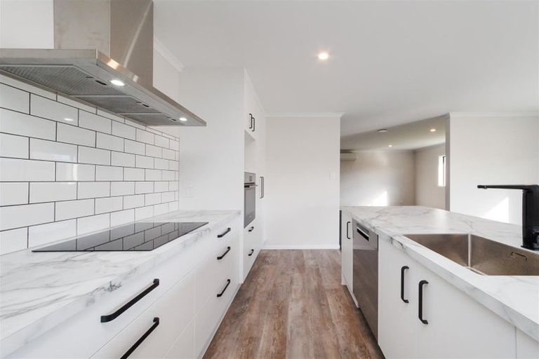 Photo of property in 53 Hereford Street, Marton, 4710