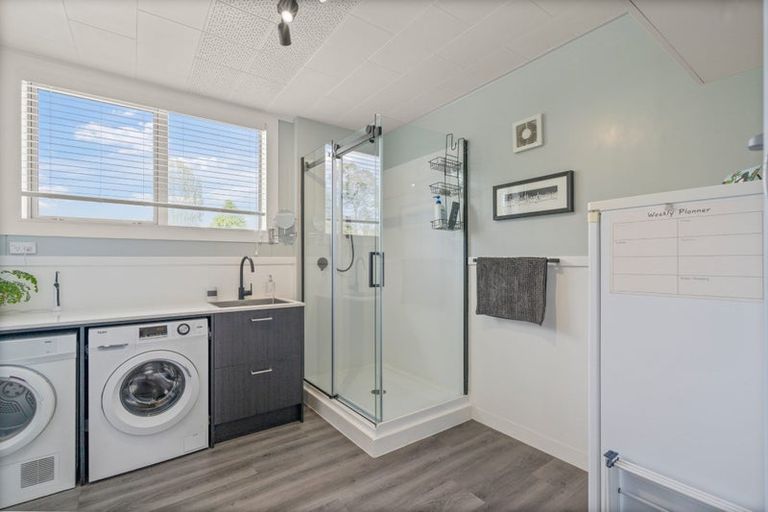 Photo of property in 2268 Ohai Clifden Highway, Orawia, Otautau, 9682