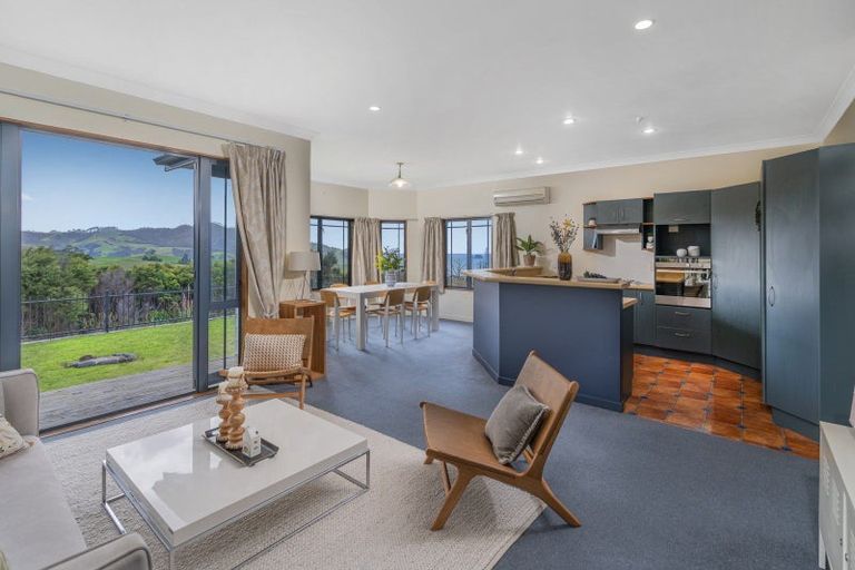 Photo of property in 115 Centennial Drive, Whitianga, 3510