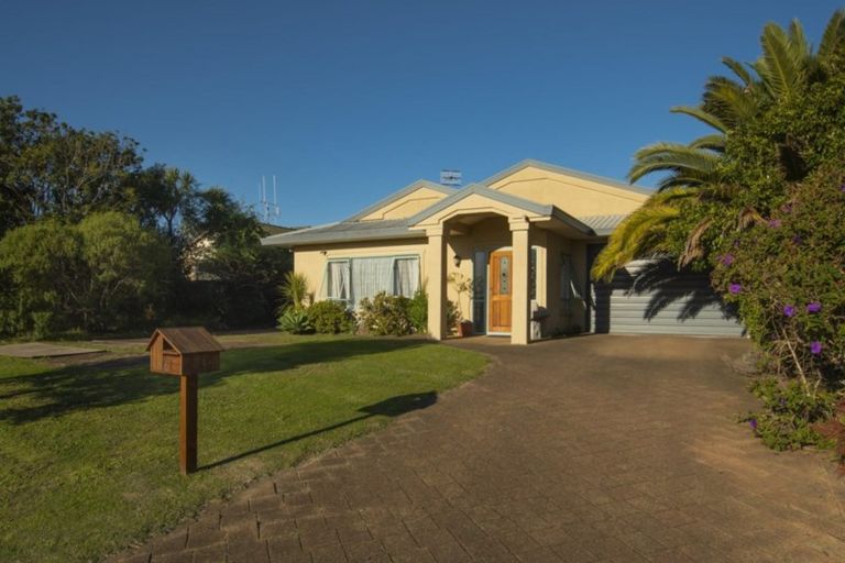 Photo of property in 61 Blake Boulevard, Papamoa Beach, Papamoa, 3118