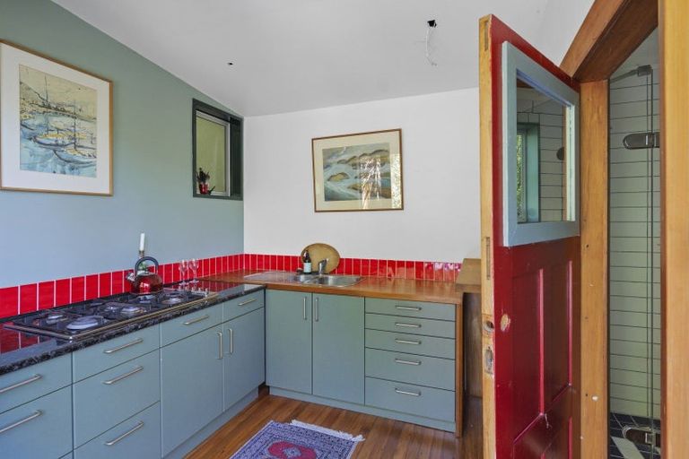 Photo of property in 135 Main Road, Allandale, Governors Bay, 8971