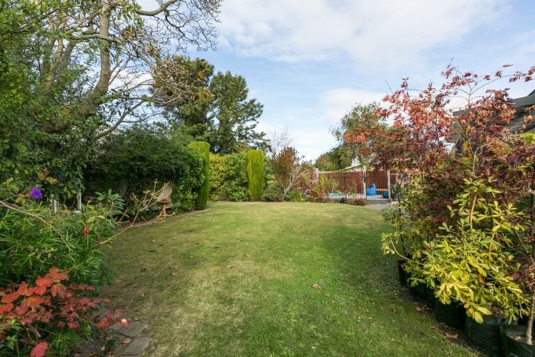 Photo of property in 14 Anderson Road, Taradale, Napier, 4112