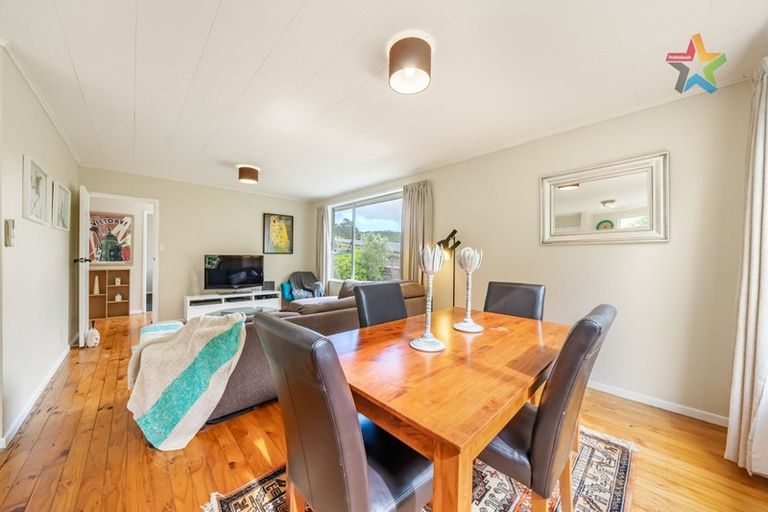 Photo of property in 19b Mulberry Street, Maungaraki, Lower Hutt, 5010