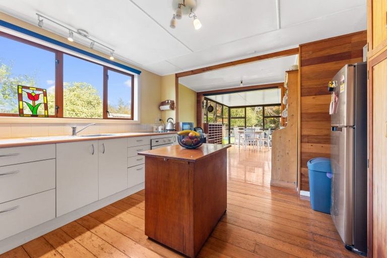 Photo of property in 16 Punga Street, Tangimoana, 4822