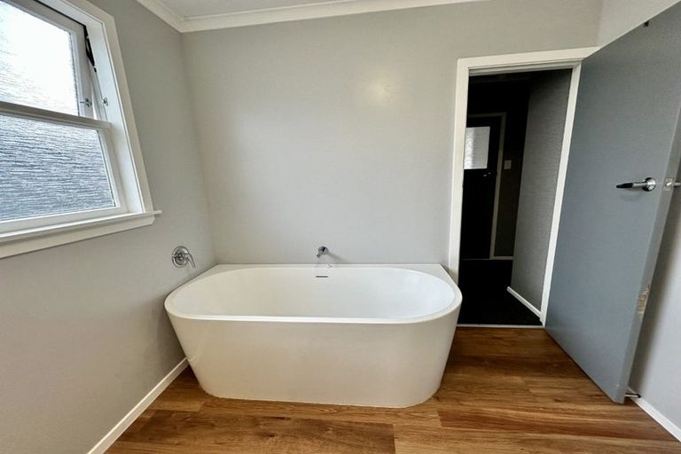 Photo of property in 30 Anakiwa Street, Kelvin Grove, Palmerston North, 4414