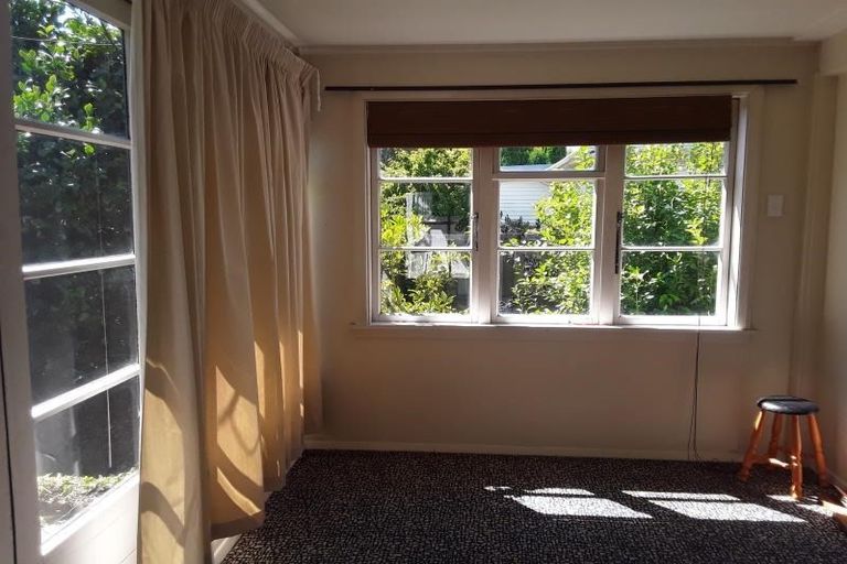 Photo of property in 30 Otara Street, Ilam, Christchurch, 8053