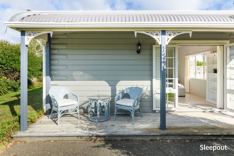 Photo of property in 32 Kent Avenue, Waitarere Beach, Levin, 5510