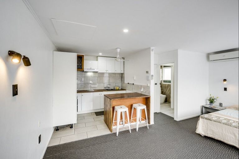 Photo of property in 6/335 Kennedy Road, Pirimai, Napier, 4112