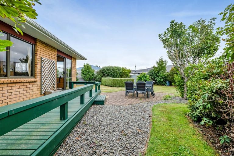 Photo of property in 1 Albert Street, Hawera, 4610