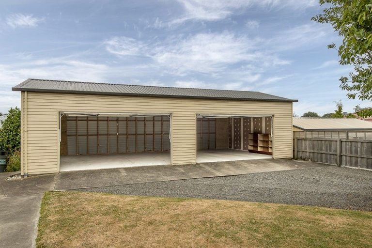 Photo of property in 1 Roscoe Street, Saint Martins, Christchurch, 8022