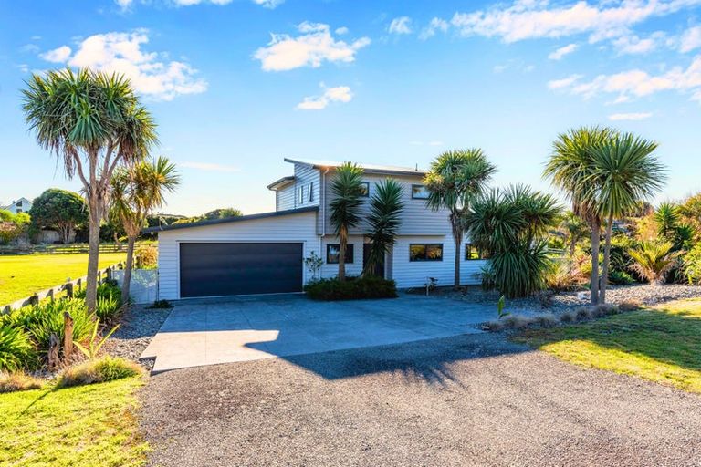 Photo of property in 116a Paetawa Road, Peka Peka, Waikanae, 5391