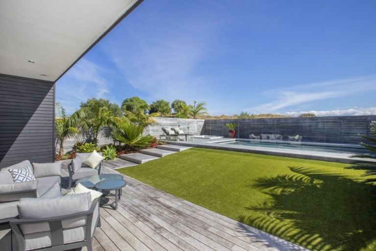 Photo of property in 48 Mangatawhiri Road, Omaha, 0986