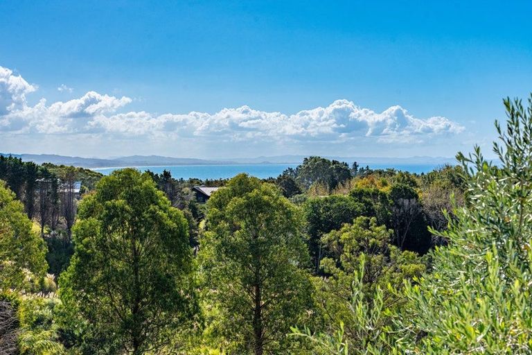 Photo of property in 1034 Cove Road, Langs Beach, Waipu, 0582