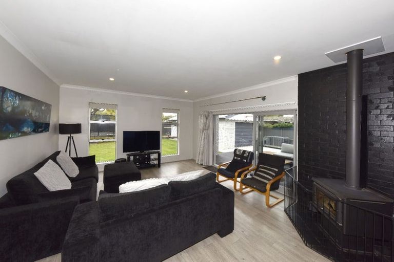 Photo of property in 32 Wingate Street, Redwood, Christchurch, 8051