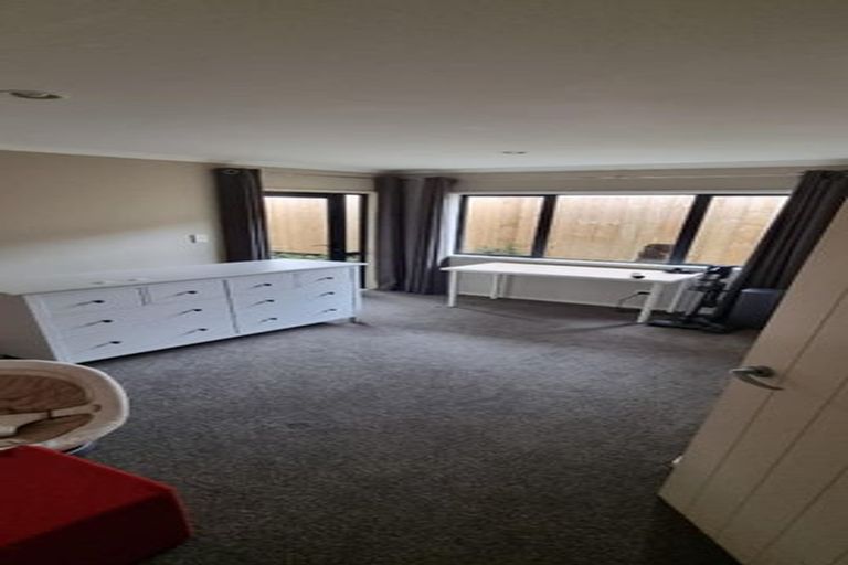 Photo of property in 99a Beach Road, Pahurehure, Papakura, 2113