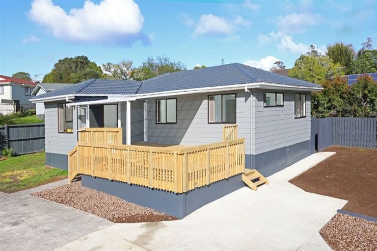 Photo of property in 93 Brunner Road, Glen Eden, Auckland, 0602