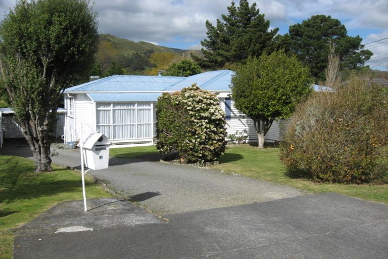 Photo of property in 51 Stanley Street, Wainuiomata, Lower Hutt, 5014