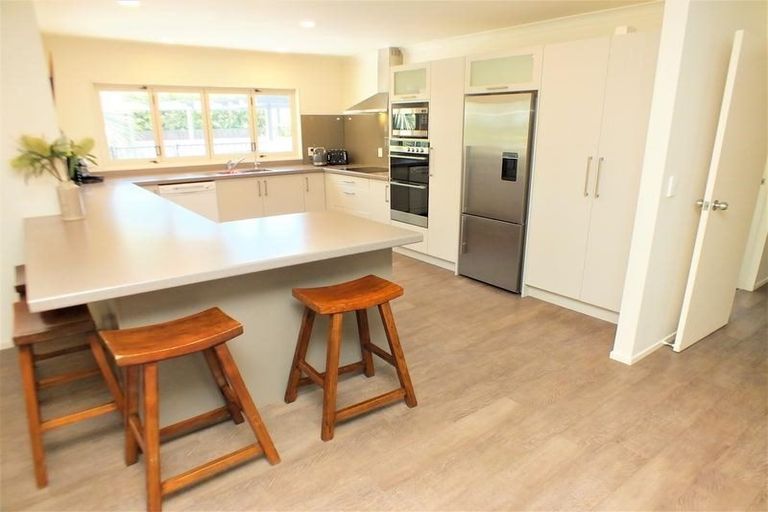 Photo of property in 708 Matarangi Drive, Matarangi, Whitianga, 3592
