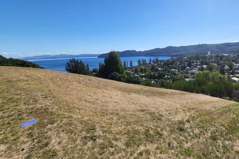 Photo of property in 34 Peregrine Place, Kinloch, Taupo, 3377