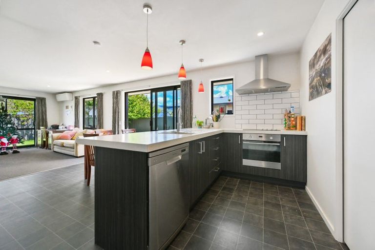 Photo of property in 18 Stowell Drive, Cromwell, 9310