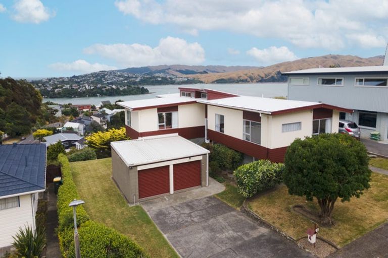 Photo of property in 4 Compass Way, Whitby, Porirua, 5024