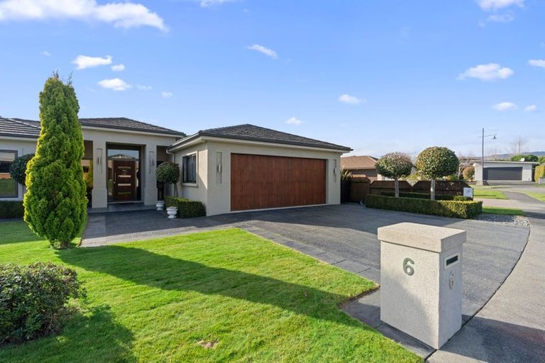 Photo of property in 6 Okarito Avenue, Levin, 5510