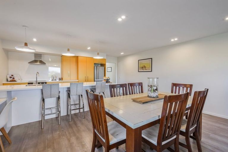 Photo of property in 60 Huntingdon Drive, Rangiora, 7400