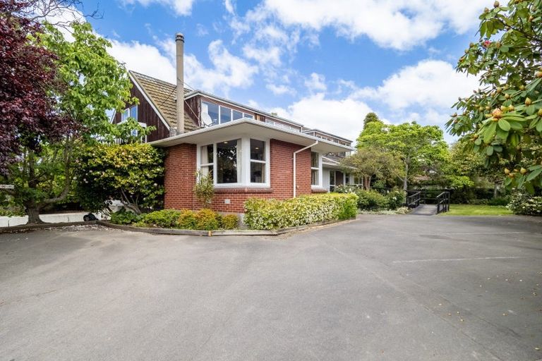 Photo of property in 123 Waimairi Road, Ilam, Christchurch, 8041