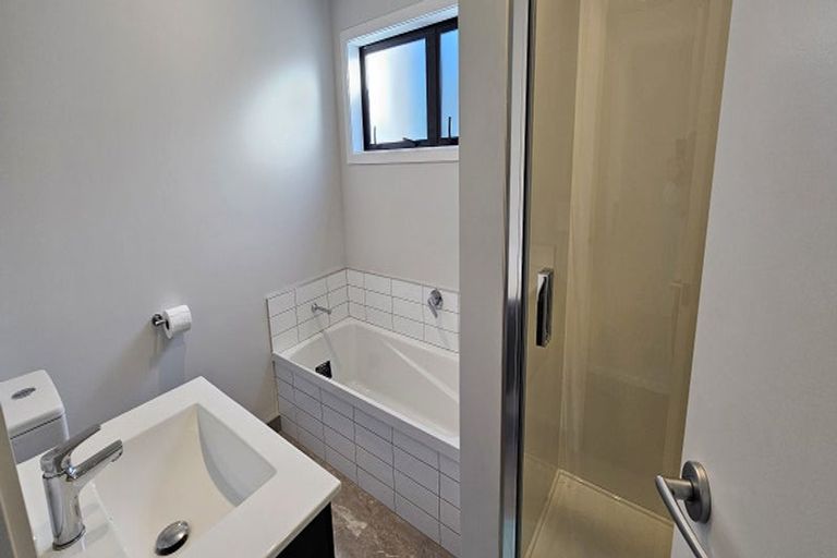 Photo of property in 32 Pembroke Road, Northland, Wellington, 6012