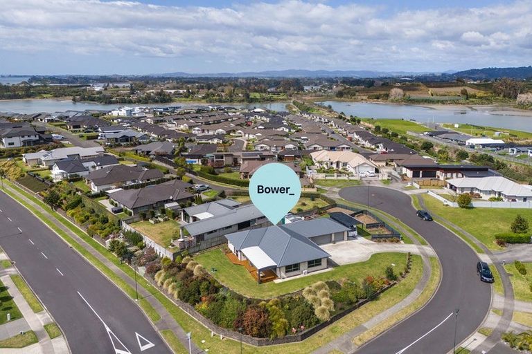 Photo of property in 1 Vantage Place, Omokoroa, 3114