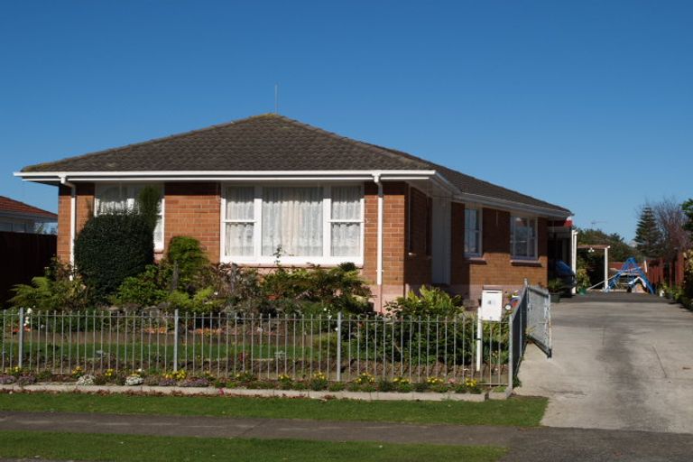 Photo of property in 33 Winthrop Way, Mangere East, Auckland, 2024