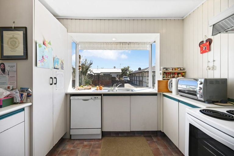 Photo of property in 16 Norman Street, Nawton, Hamilton, 3200