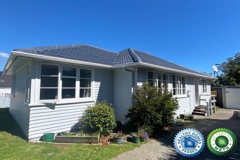 Photo of property in 20b Martin Road, Manurewa, Auckland, 2102