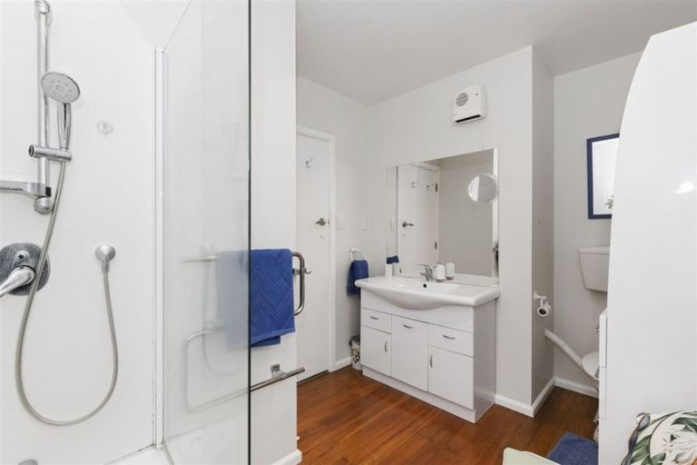 Photo of property in 2/228 Ilam Road, Ilam, Christchurch, 8041