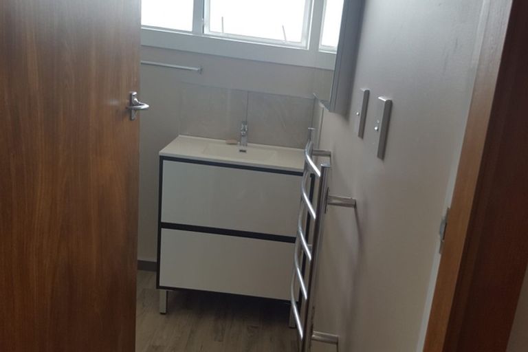 Photo of property in 14 Gibson Drive, Hornby, Christchurch, 8042