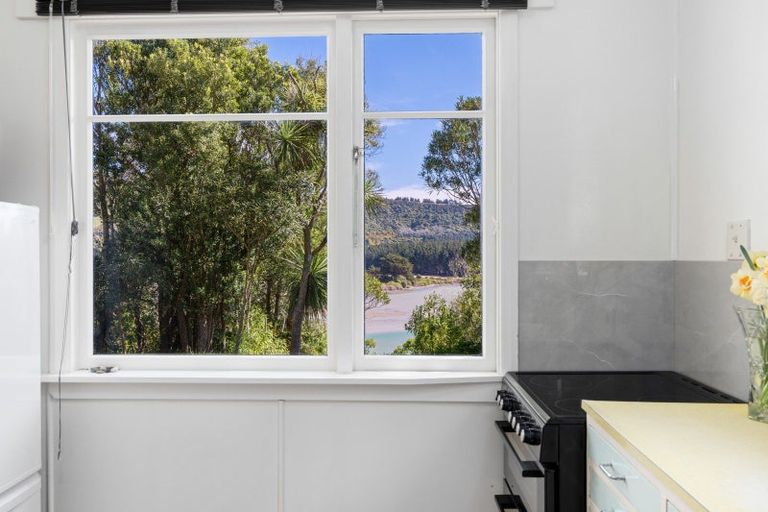Photo of property in 10 Crescent Street, Purakaunui, Port Chalmers, 9081