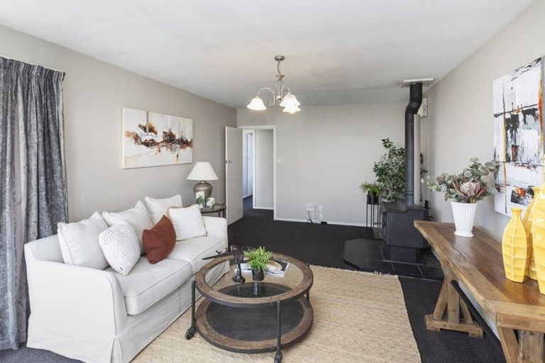 Photo of property in 57 Denise Crescent, Hornby, Christchurch, 8042