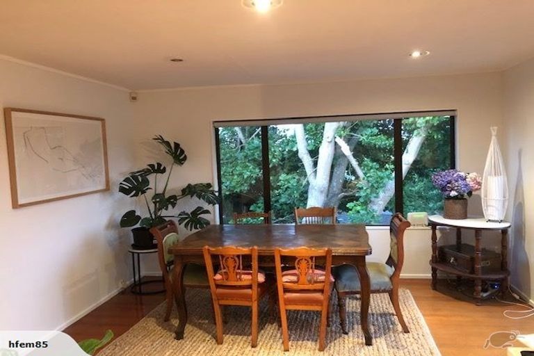 Photo of property in 75b College Road, Northcote, Auckland, 0627