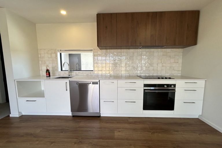 Photo of property in 10/527 Hereford Street, Linwood, Christchurch, 8011