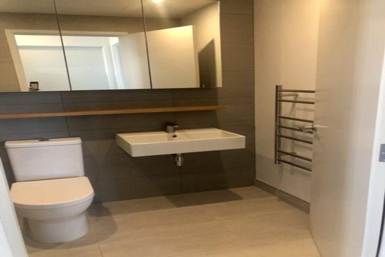 Photo of property in 105/8a Lake Pupuke Drive, Takapuna, Auckland, 0622