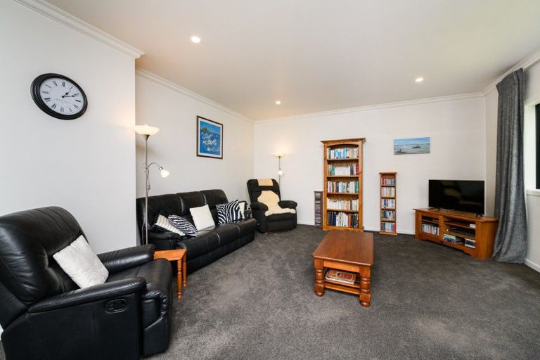 Photo of property in 9 Awatea Terrace, Hokowhitu, Palmerston North, 4410