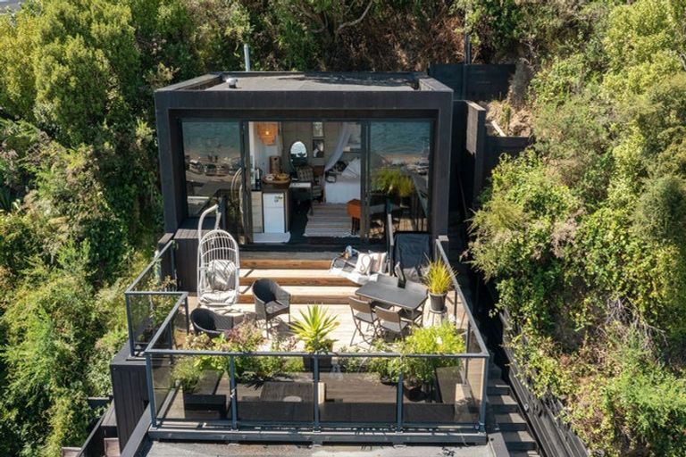 Photo of property in 616a Marine Drive, Days Bay, Lower Hutt, 5013