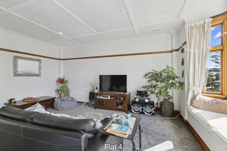 Photo of property in Coburn House, 246 Oriental Parade, Oriental Bay, Wellington, 6011