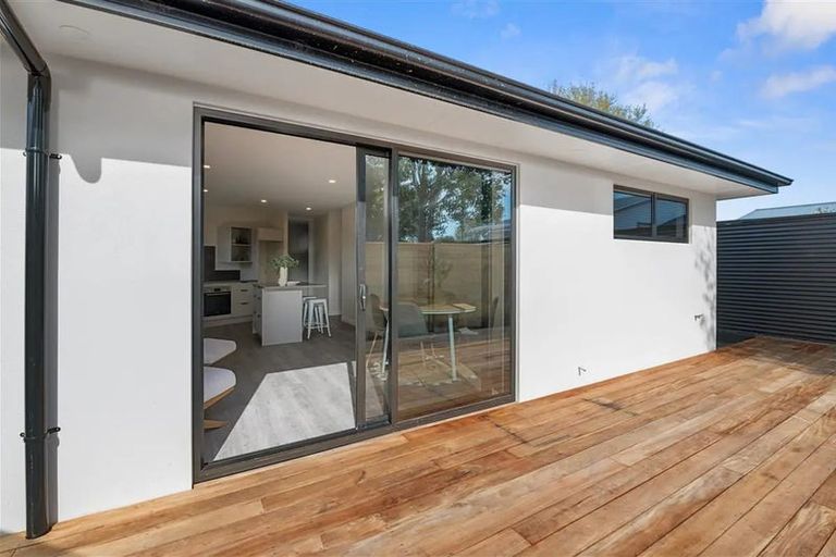 Photo of property in 108b Weraroa Road, Levin, 5510