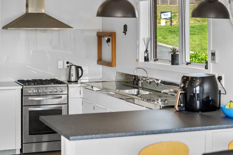 Photo of property in 26 Hillcrest Street, Tirau, 3410