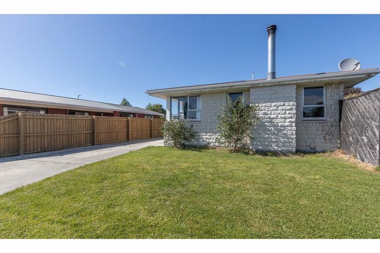 Photo of property in 5 Coates Place, Rangiora, 7400