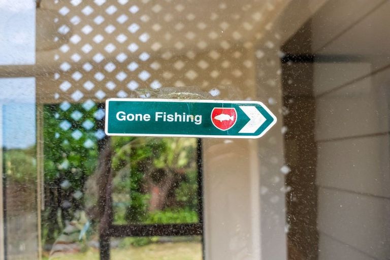 Photo of property in 8b Andresen Street, Foxton Beach, Foxton, 4815